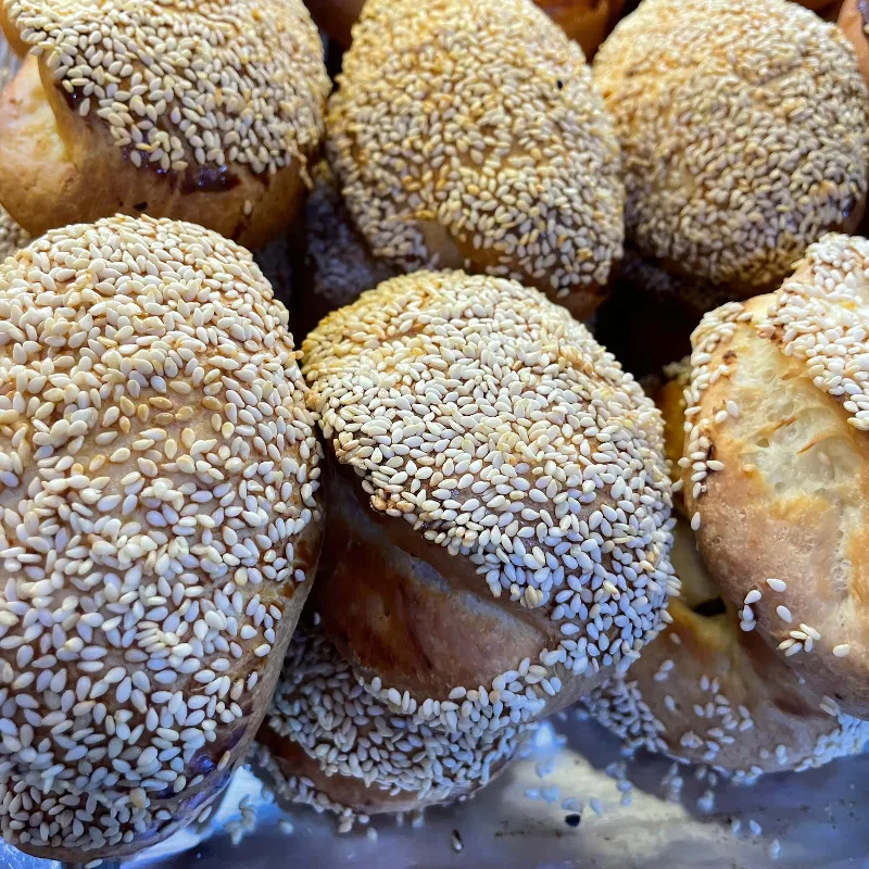 Susamlı İstanbul Poğaçası